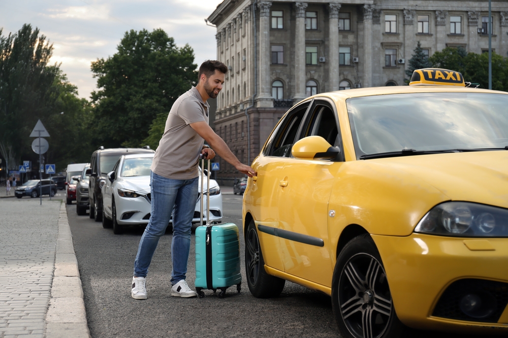 servicio de taxi hacia aeropuerto